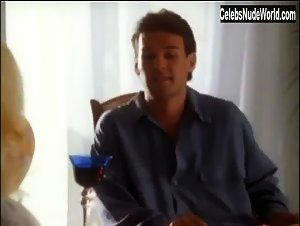 Passion Cove S02E07 - Where Have You Been All My Life 7