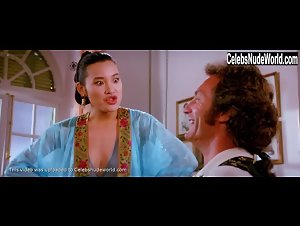 Denise Kellogg in Tai-Pan (1986) 16