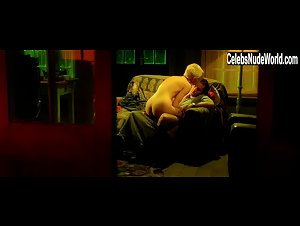 Dee Dee Menta in I Want You (1998) 15