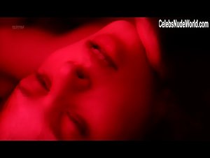 Daphne Patakia in To xypnima tis anoixis (2015) 4