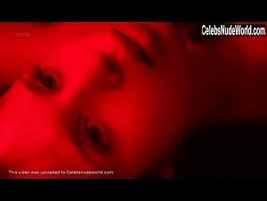 Daphne Patakia in To xypnima tis anoixis (2015) 5