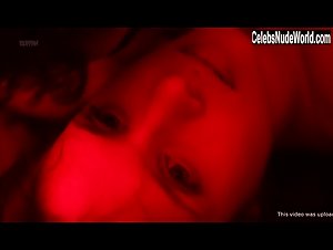 Daphne Patakia in To xypnima tis anoixis (2015) 6