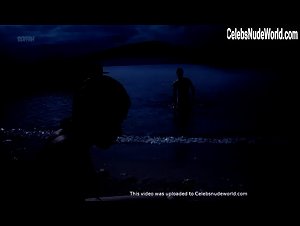 Daphne Patakia in To xypnima tis anoixis (2015) 8