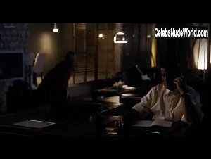 Corina Toader in Shadow Man (2006) 5