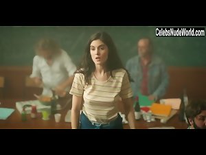 Claire Chust in Damien veut changer le monde (2019) 11