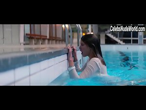 Eili Harboe cleavage, sexy scene in Thelma (2017) 15