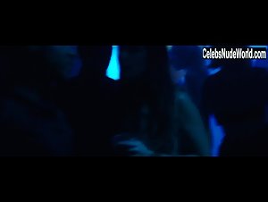 Annabelle Dexter-Jones in White Girl (2016) 11