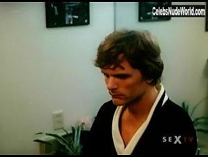Corinne Wahl Bathroom , boobs in BrainWaves (1982) 6