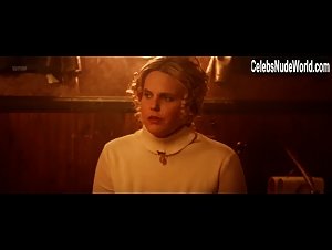 Anna Borchert in West of Hell (2018) 19