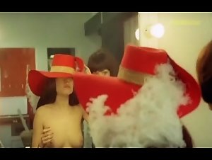 Angela Covello in Baba Yaga (1973) 18