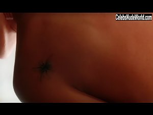 Ana Asensio in Most Beautiful Island (2017) 10