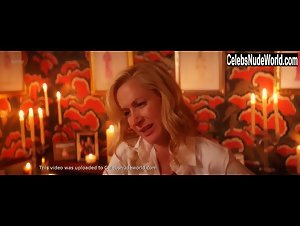 Angela Kinsey in Half Magic (2018) 7