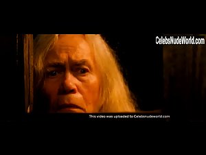 Amanda Pilke in Puhdistus (2012) 12