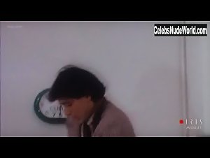 Annamaria Clementi in L'infermiera di notte (1979) 11