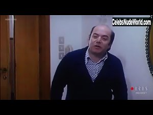 Annamaria Clementi in L'infermiera di notte (1979) 16