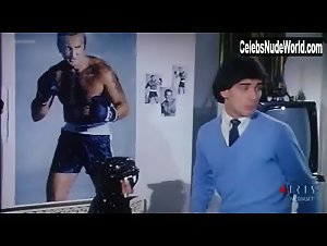 Annamaria Clementi in L'infermiera di notte (1979) 6