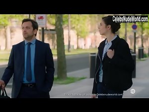 Anne Azoulay in Le Bureau des Legendes (series) (2015) 11