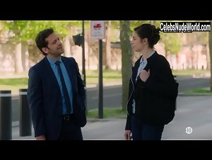 Anne Azoulay in Le Bureau des Legendes (series) (2015) 13