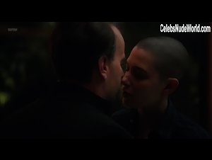Asia Kate Dillon in Billions (series) (2016) 12