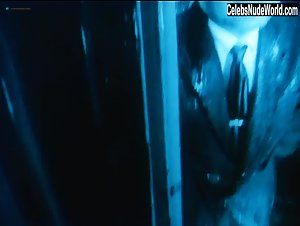 Asuka Kurosawa in Rokugatsu no hebi (2002) 8