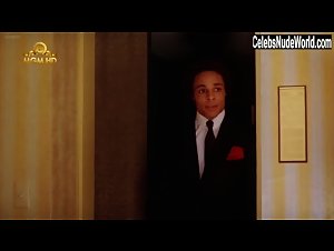 Azizi Johari in Body and Soul (1981) 4