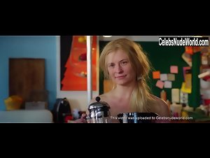 Birte Hanusrichter in Nichtsdestotrotz (short) (2013) 5