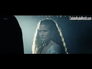 Britte Lagcher in Redbad (2018) 2
