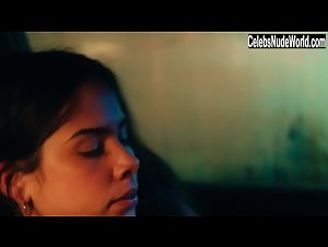 Bruna Mascarenhas in Sintonia (series) (2019) 14