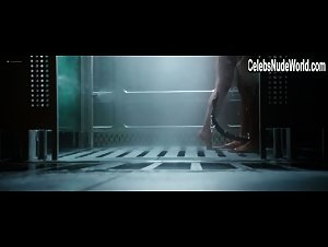 Callie Hernandez in Alien: Covenant (2017) 15