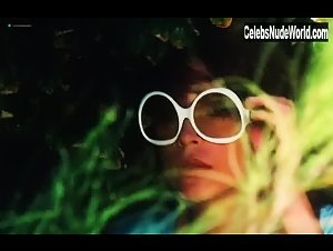 Aline Mess in Die Insel der tausend Freuden (1978) 16