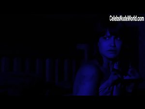 Carmen Anello in Exposure (2018) 19
