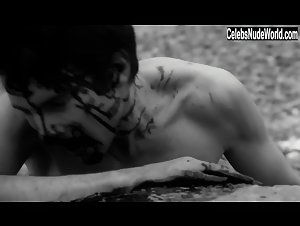 Ariane Sapriel in Le viol du vampire (1968) 10