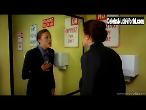 Cecilia Bergqvist in Pretty Cool (2001) 3