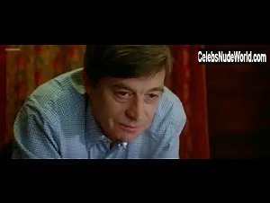 Charlotte Alexandra in Good-bye, Emmanuelle (1977) 3
