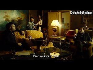 Catherine Del Carmen Barreto Martinez in Gomorra (series) (2014) 19