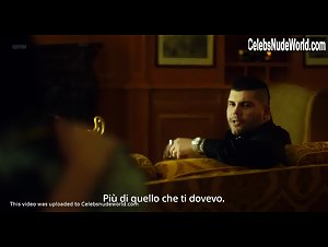 Catherine Del Carmen Barreto Martinez in Gomorra (series) (2014) 20