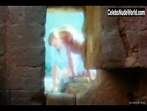 Silke Rein in Tendres cousines (1980) 18