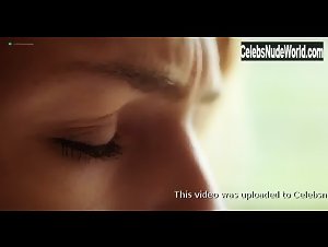 Aisling Knight in Charlotte Wakes (2017) 15