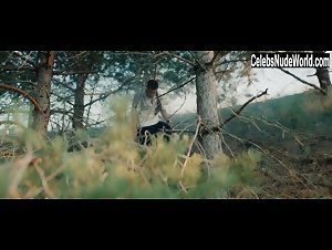 Aglaya Tarasova Outdoor Nudity , Perfect Butt In Tanki (2018) 3