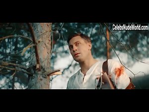 Aglaya Tarasova Outdoor Nudity , Perfect Butt In Tanki (2018) 8
