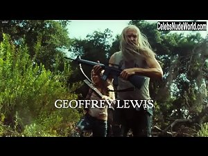 Sheri Moon Zombie in Devil's Rejects (2005) 3