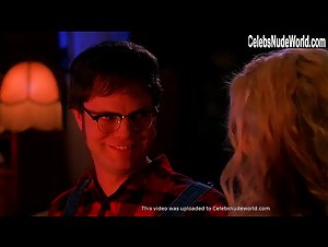 Sheri Moon Zombie in House of 1000 Corpses (2003) 8