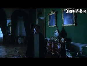 Tuppence Middleton in War and Peace (series) (2016) 16