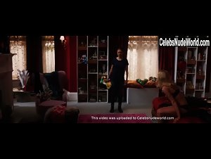 Tuppence Middleton in Jupiter Ascending (2015) 14