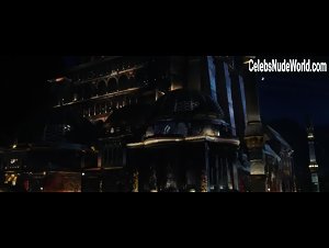 Tuppence Middleton in Jupiter Ascending (2015) 3