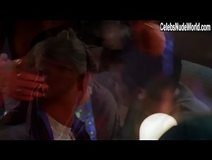 Bristi Havins in Varsity Blues (1999) 14