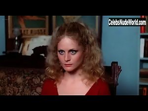Beverly d'Angelo in Sentinel (1977) 3