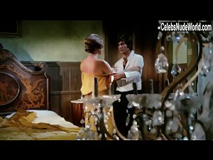 Sylva Koscina in House of Exorcism (1975) 6