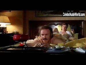 Susan Clark in Night Moves (1975) 13