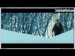 Ashina Sei nude , water scene in Silk (2007) 6